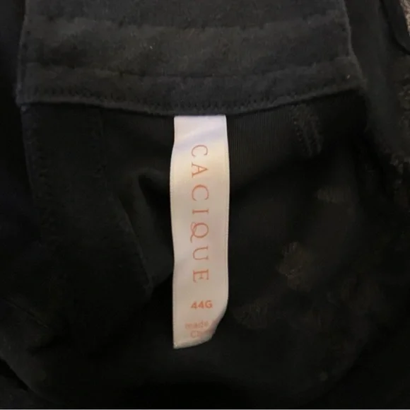 CACIQUE Full Figure Lightly Lined Full Coverage Black Lace Bra - Picture 2 of 8